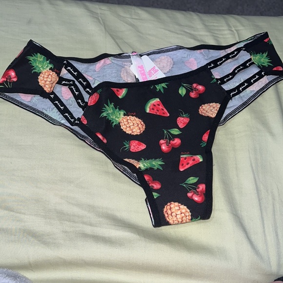 VS/PINK PANTIES - Picture 2 of 2